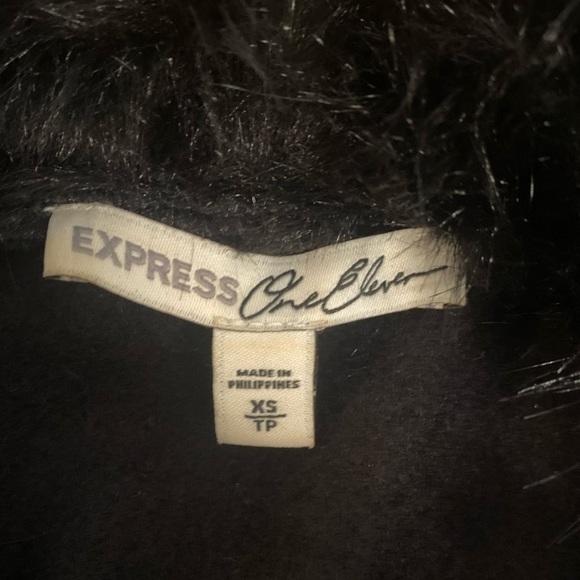 “EXPRESS” Faux Fur Trimmed Hoodie Sweatshirt - Picture 15 of 16